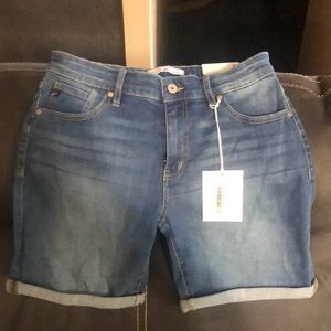 NWT Kancan midrise Denim shorts. Size XL